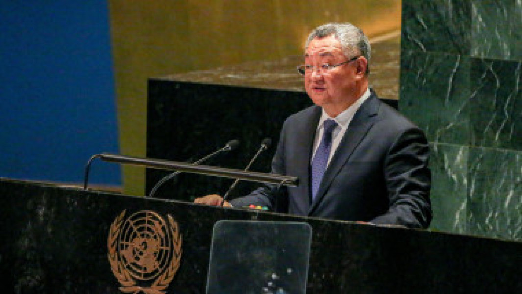 Vance îl avertizează pe Zelenski: Criticile la adresa lui Trump ar putea costa Ucraina