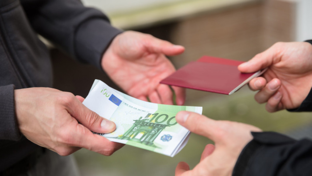Destructurarea unei rețele de falsificare a documentelor în Polonia
