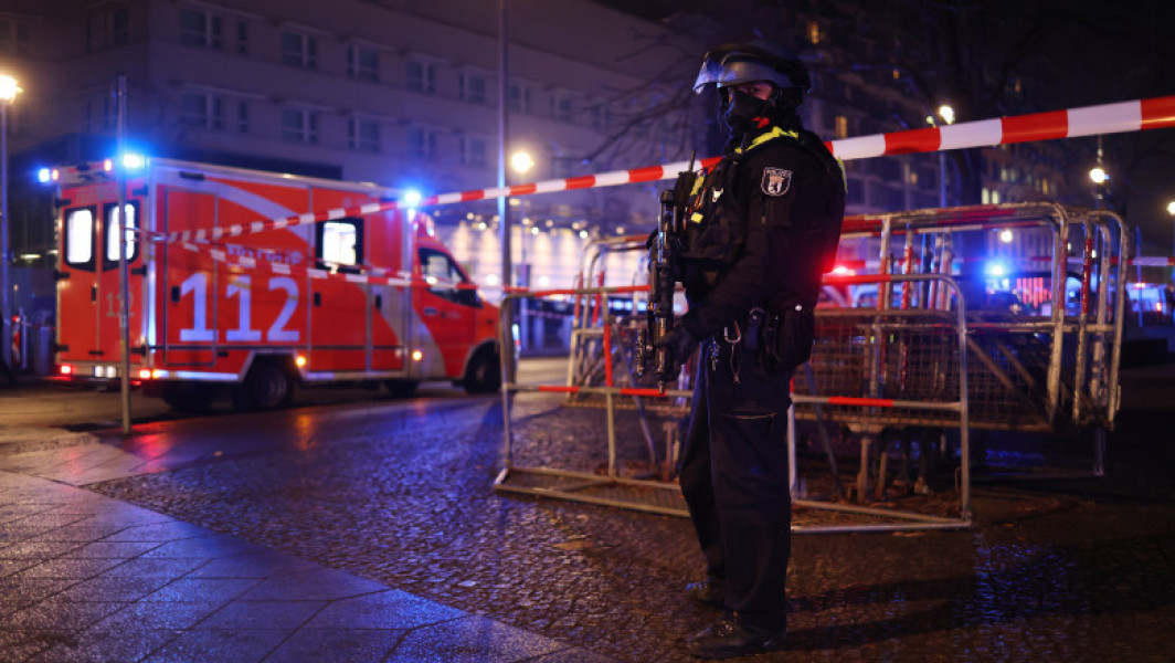Cine este suspectul care ar fi înjunghiat un bărbat la Memorialul Holocaustului din Berlin