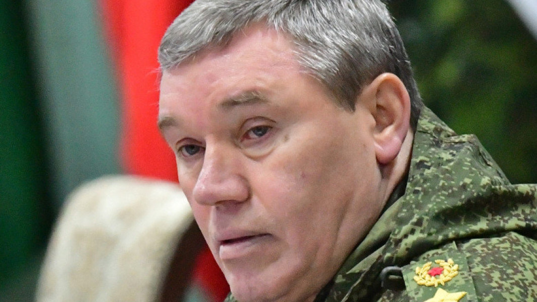 Gherasimov a vizitat trupele din Donețk în plină ofensivă/ Rusia vrea eliminarea sancțiunilor și revenirea companiilor străine