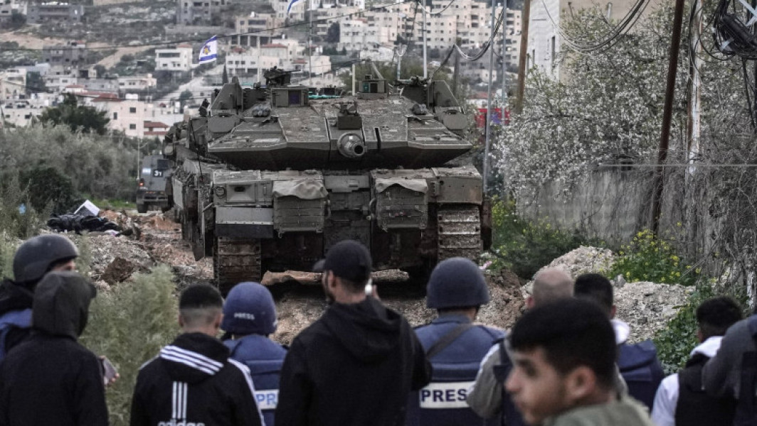 Tancuri israeliene desfășurate pentru prima dată în Cisiordania în peste două decenii