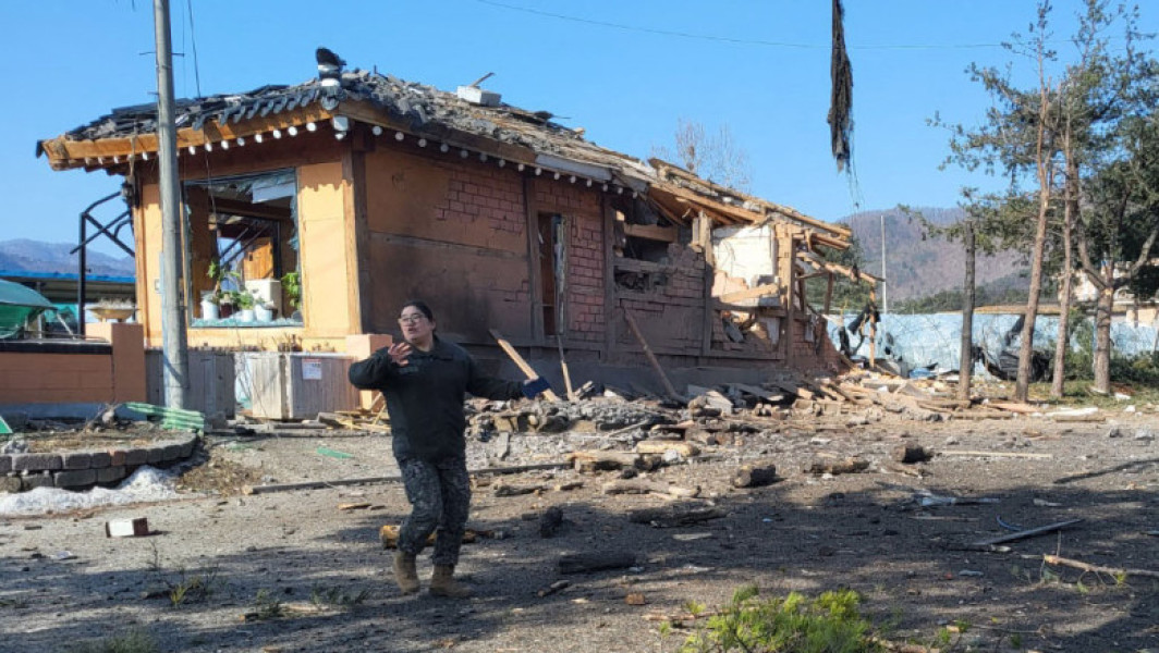 Aeronava sud-coreeană lansează bombe din greșeală, răniți civili