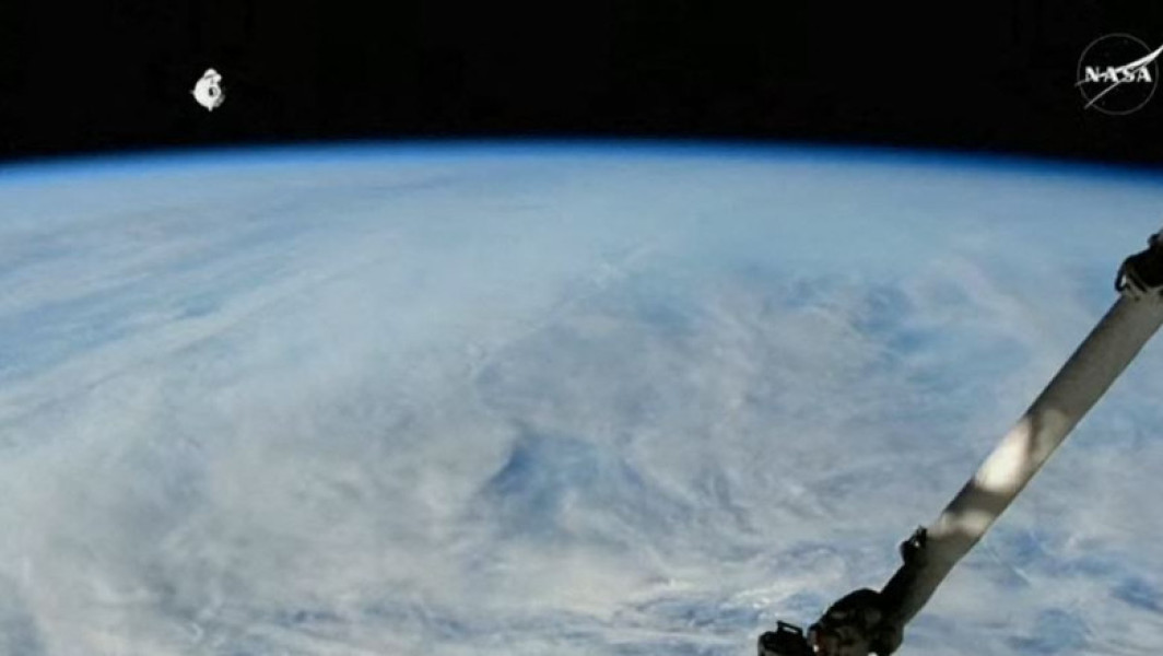 Astronauții ajung la Stația Spațială Internațională după o călătorie de opt luni