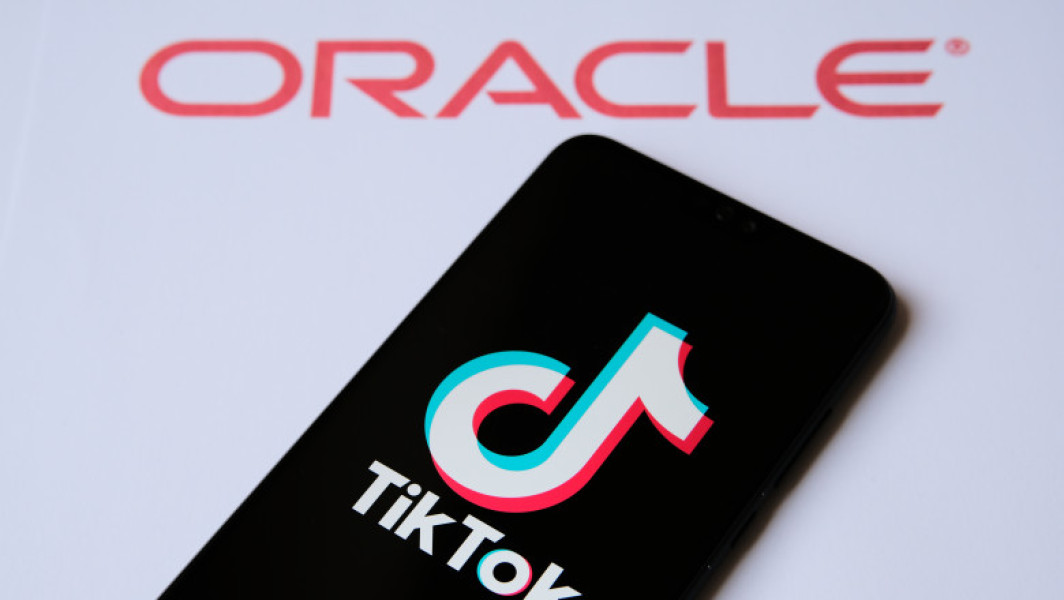 Oracle negociază preluarea TikTok, în ciuda îngrijorărilor de securitate