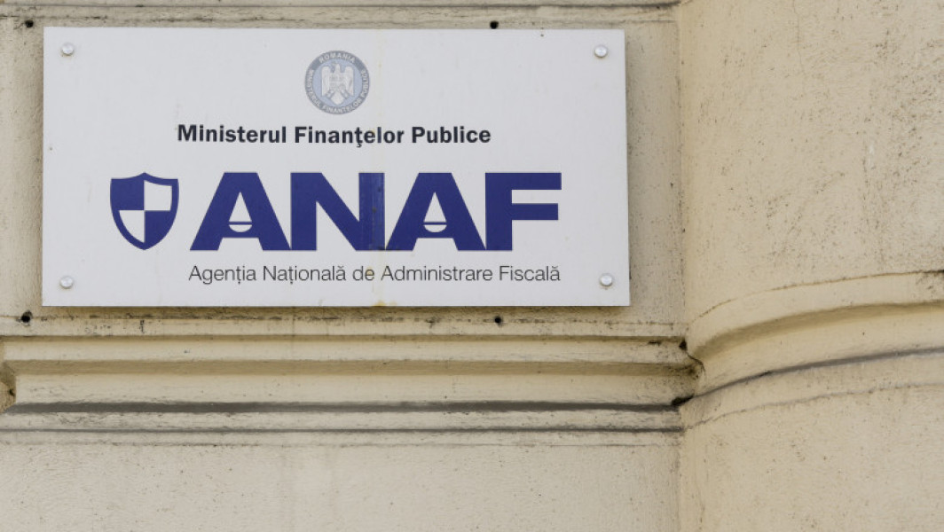 Funcționar ANAF prins în flagrant în timp ce primea mită