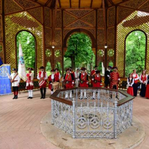 Festivalul &quot;Zilele veverițelor&quot; are loc la Buziaș în perioada 31 mai - 1 iunie