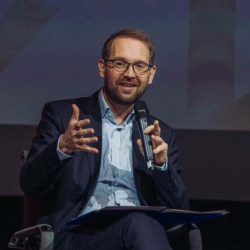 Dominic Fritz preia conducerea interimară a USR după demisia Elenei Lasconi