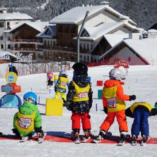 Începe Concursul de Ski pentru Copii la Văliug