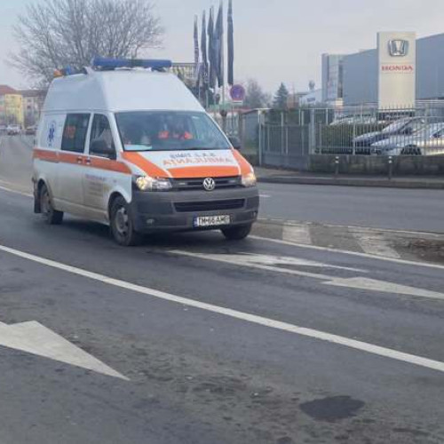 Adolescent rănit în accident rutier, traversa strada pe zebră în zona Lipovei