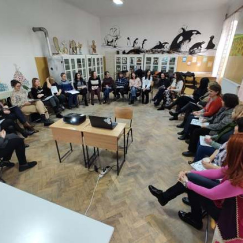 Organizație non-profit introduce lectura în Comloșu Mare