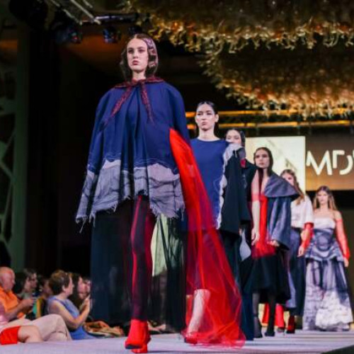 De la schiță la catwalk: Gala absolvenților de Modă, la Iulius Congress Hall