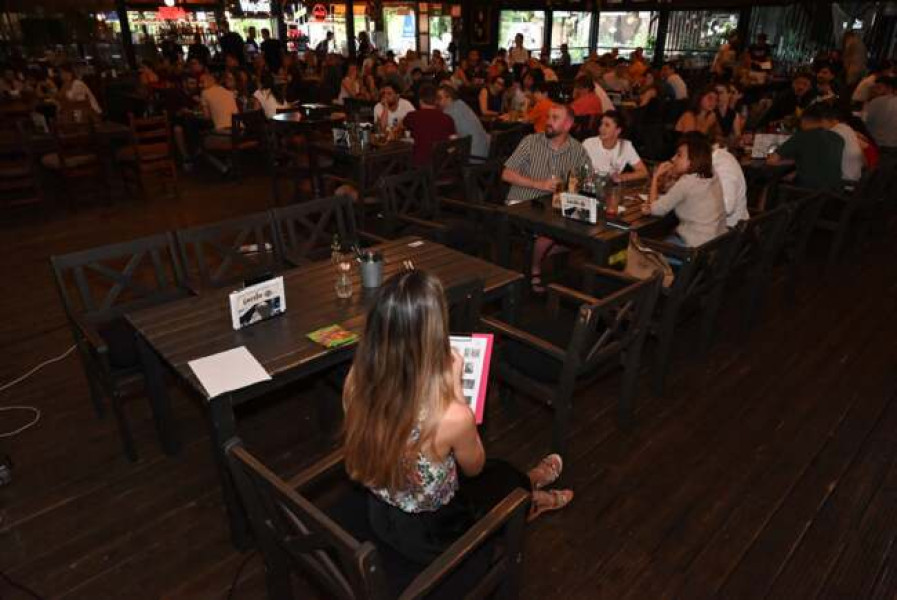 Charity quiz night strânge donații pentru copii din Banat