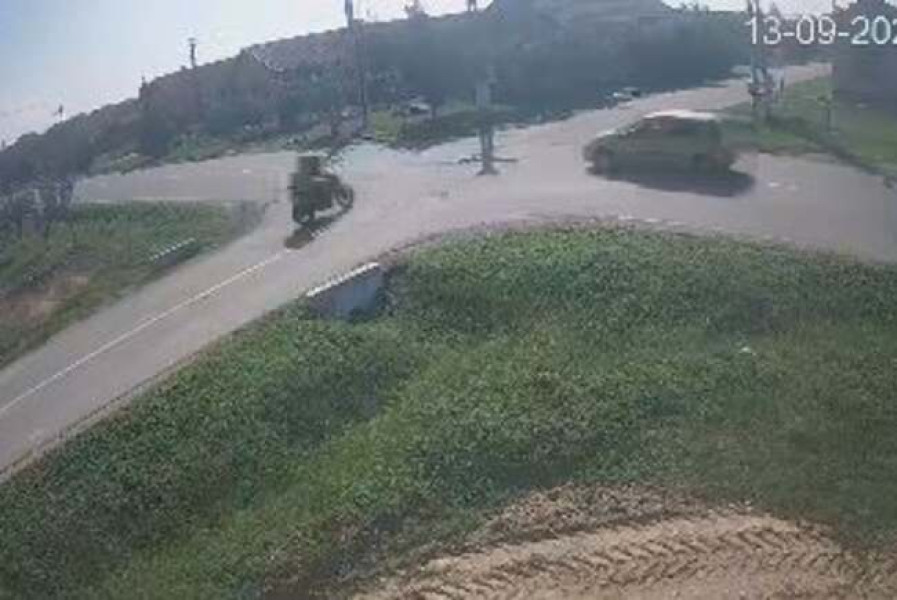 VIDEO. Un adolescent de 16 ani a provocat un accident la Ohaba Forgaci. Permis reținut 90 de zile