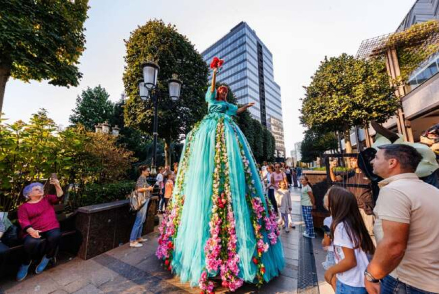 Check Art Festival aduce spectacole și ateliere creative la Iulius Town