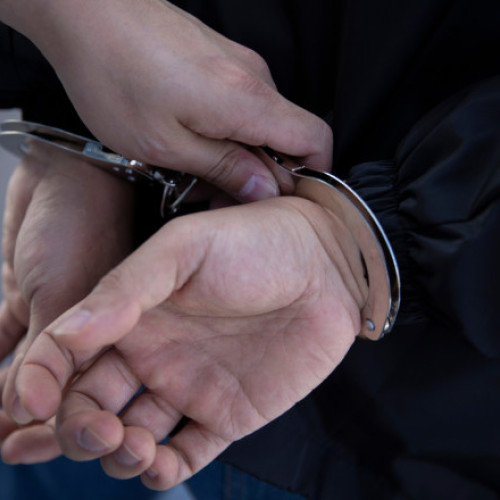 Bărbat din Brăila arestat după ce a lovit intenționat o persoană cu mașina