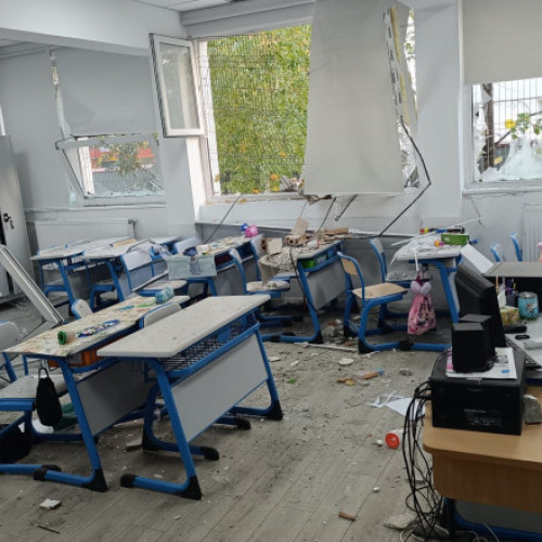 Inspectoratul de Stat în Construcții: avarii la Liceul Bolintineanu după explozia din Rahova