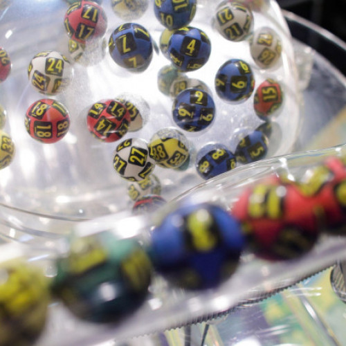 Loteria Română suplimentează fondurile pentru tragerile speciale de duminică