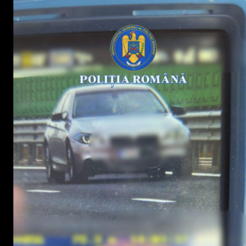 Tânăr amendat și fără permis după ce a fost prins cu 227 km/h pe autostrada A0