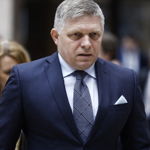Premierul Slovaciei îl atacă dur pe Partidul Socialiştilor Europeni după excluderea SMER