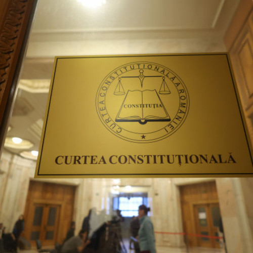Reacții critice ale liderilor UDMR și PNL după respingerea legii pensiilor magistraților de CCR