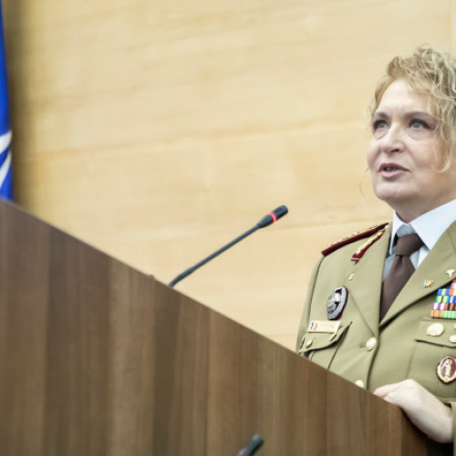 Nicușor Dan a semnat decretul pentru trecerea în rezervă a generalului Florentina Ioniță