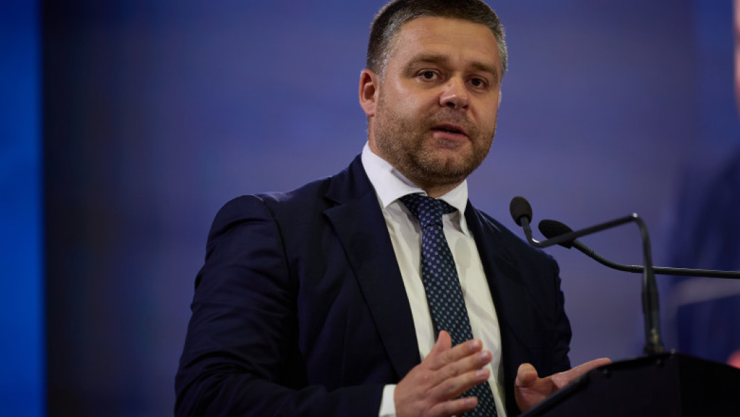 Coaliția renunță la referendum privind pensiile speciale și pregătește alegeri parțiale
