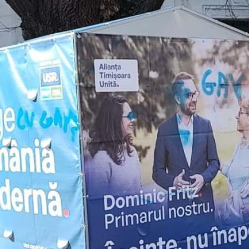 Primarul Dominic Fritz nu este jignit de afișarea cuvântului "gay" pe corturile sale de campanie: în schimb, critică tacticile de denigrare ale adversarilor săi.