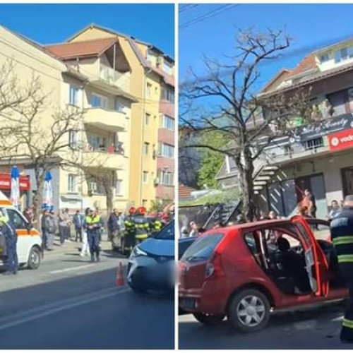 Accident provocat de un șofer în vârstă de 78 de ani în Timișoara, deținut de o persoană vârstnică. VIDEO de la inteventia pompierilor de la ISU Timiș pentru descărcarea unui bărbat accidentat în Calea Martirilor. Potrivit IPJ Timiș, un accident de vopsele a avut loc pe Calea Martirilor din Timișoara, un bărbat în vârstă de 78 de ani a condus un autoturism pe banda 1 la viteză, în direcția străzii Alexandru Averescu spre strada Dr. Ioan Mureșan.