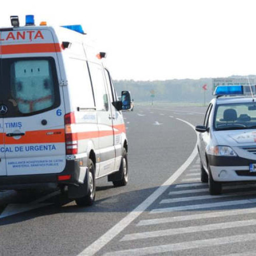 Bărbat rănit în accident la Dudeștii Vechi și transportat la spital